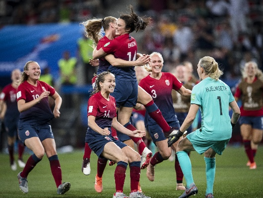 二o一五女足世界杯 回顾二o一五女足世界杯的精彩瞬间